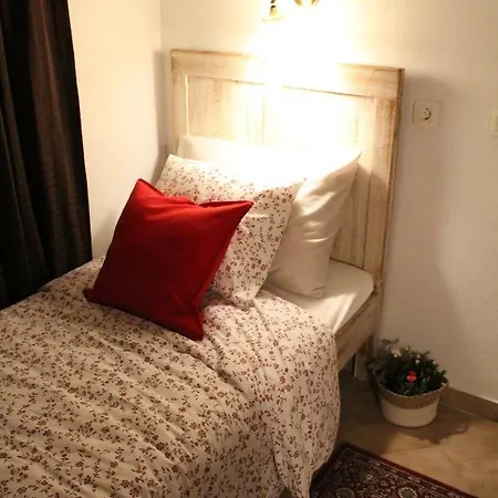 House For Rest Borbolani *